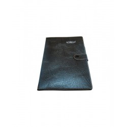 Agenda nedatata A6, 90 pagini, coperta imitatie piele maro, cu capsa